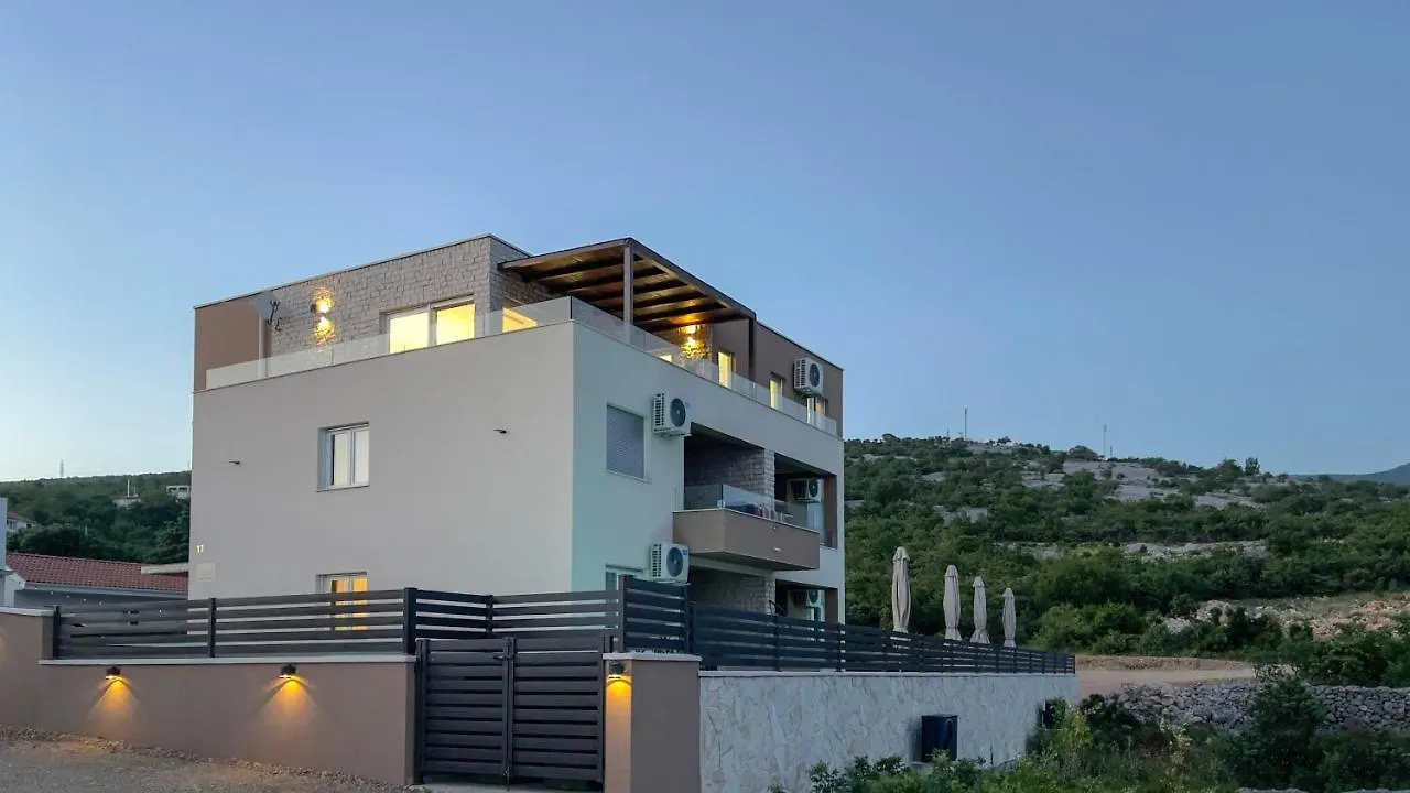 Apartments King And Queen Croatia